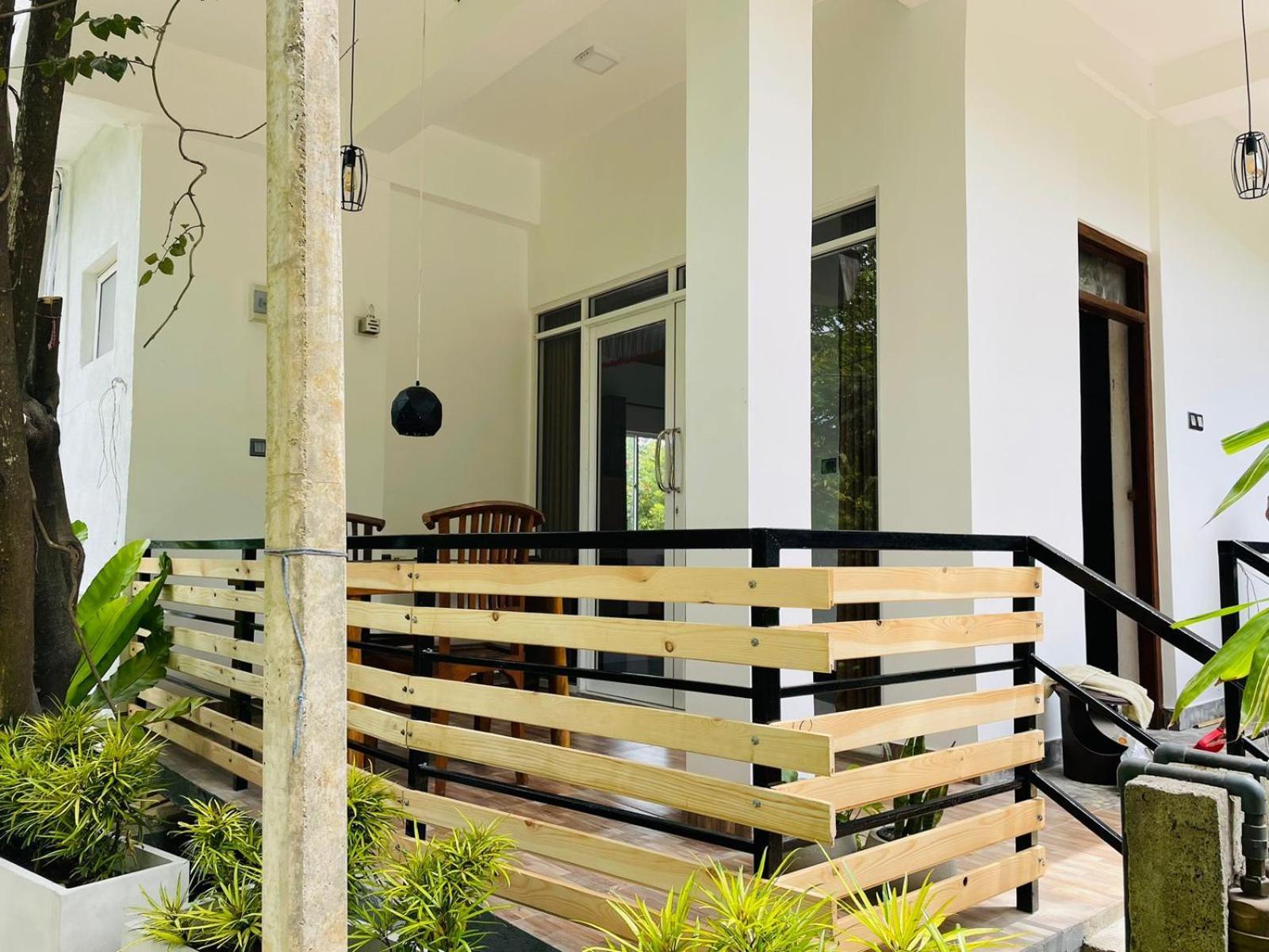 Dhanudi Homestay Элла Экстерьер фото